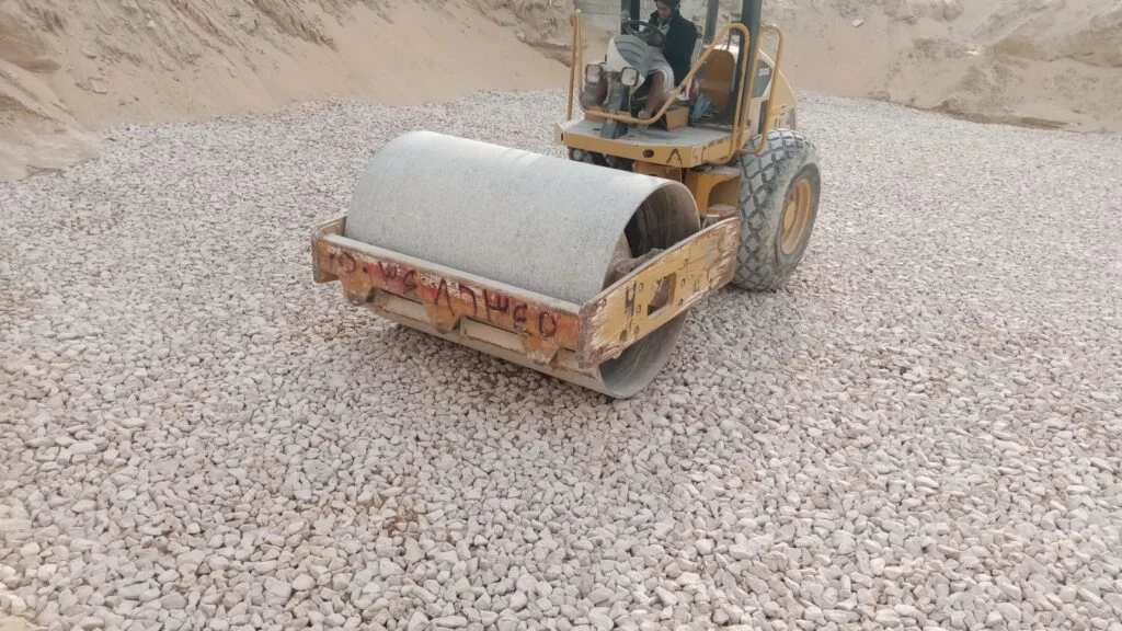 أعمال الحفريات والطرق